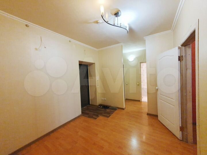 2-к. квартира, 65 м², 10/14 эт.