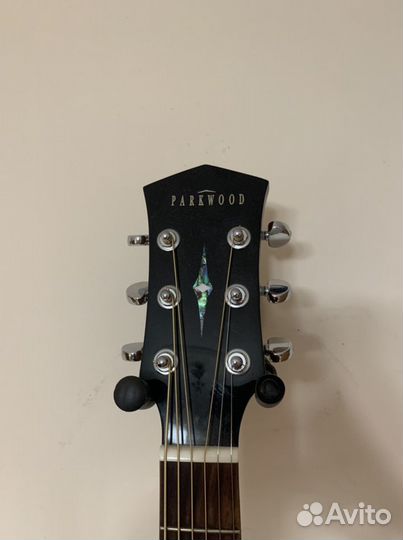Электроакустическая гитара Parkwood