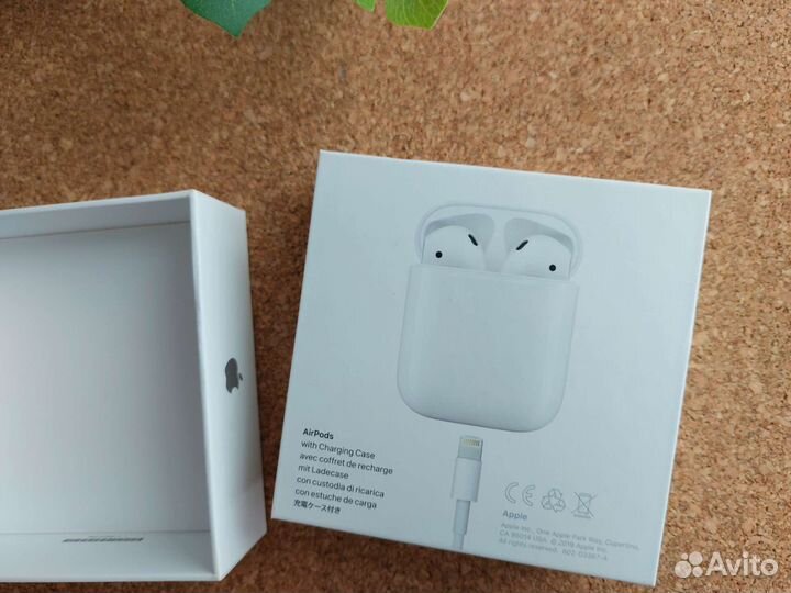 Коробка от airpods apple