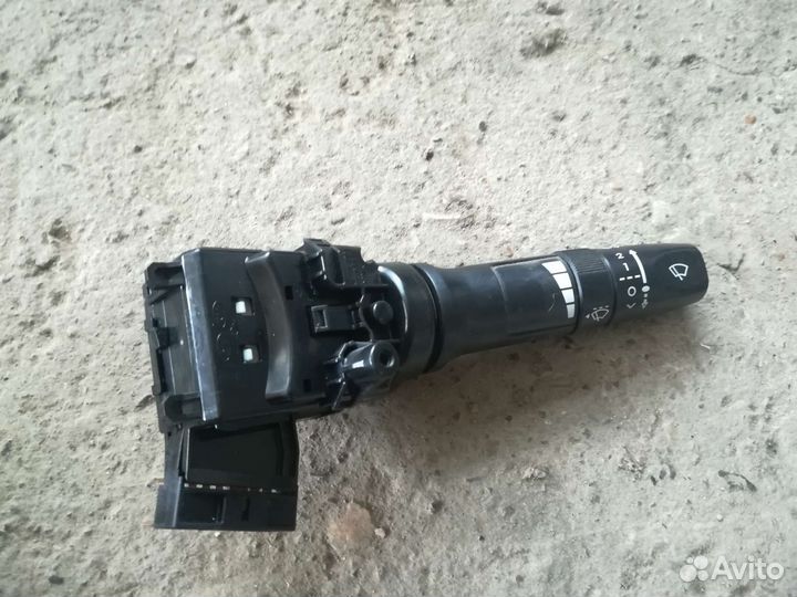 Подрулевой переключатель правый Kia Rio 3