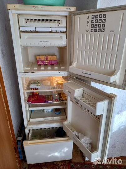 Холодильник бу трехкамерный в рабочем состоянии