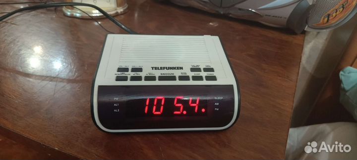 Радио часы будильник с радиоприёмником