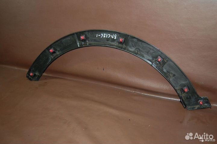 Накладка крыла, правая передняя - Hyundai Creta