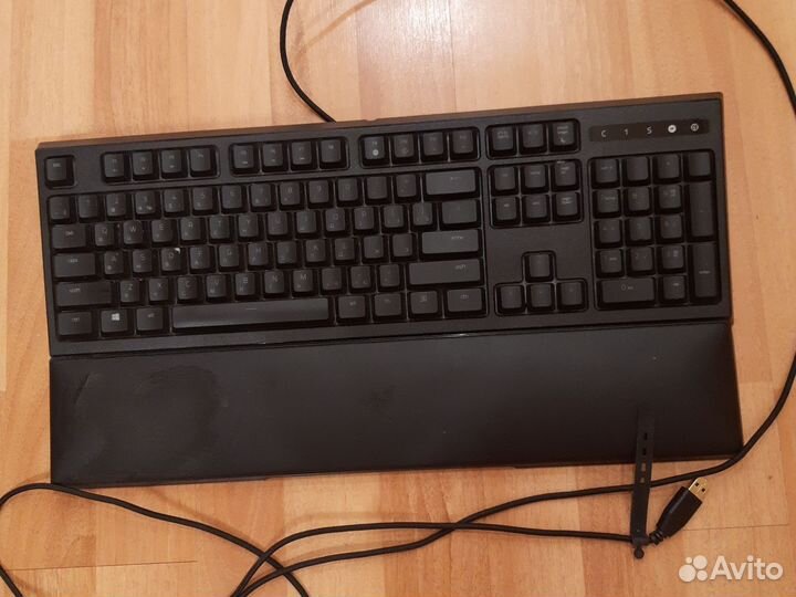 Игровая клавиатура с подсветкой razer