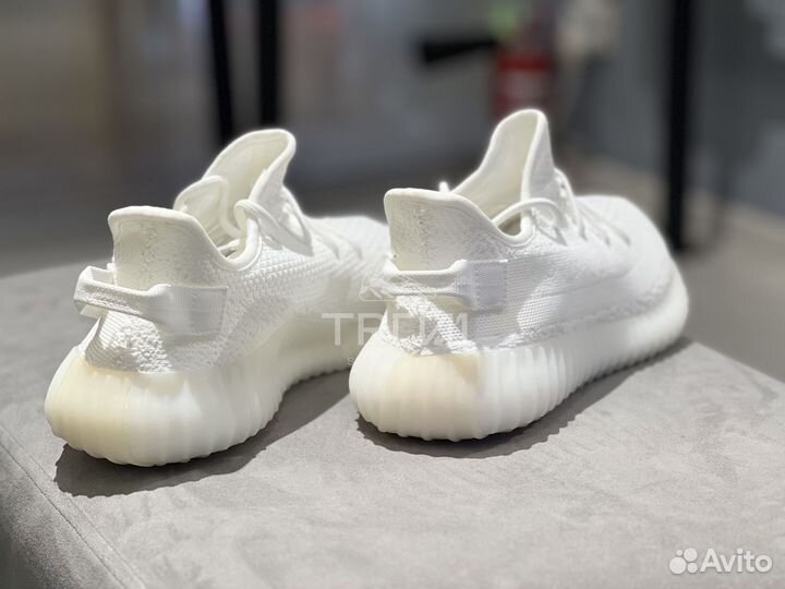 Кроссовки Adidas Yeezy Boost 350 Triple White