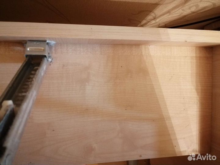 Школьный стол и стул