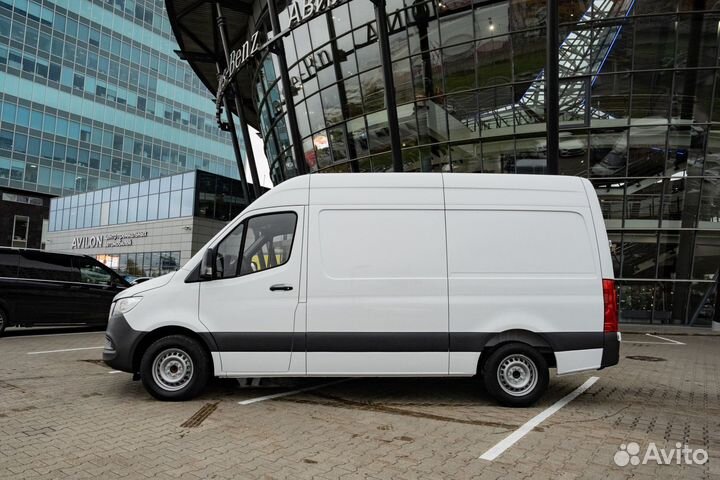 Mercedes-Benz Sprinter цельнометаллический, 2023