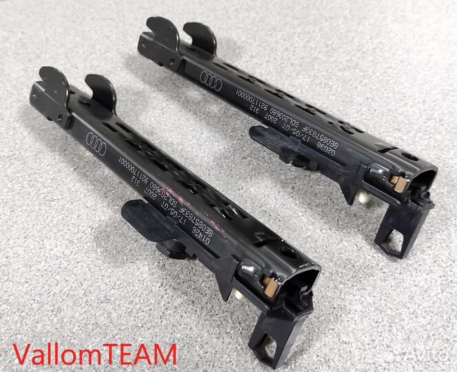 Лот Q323 Крепления ремней безопасности Audi Q7