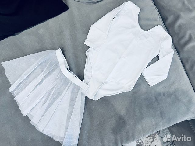 Купальник гимнастический и юбка