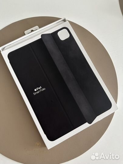 Чехол Smart Folio для iPad Pro 11