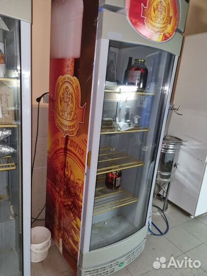 Холодильная витрина бу