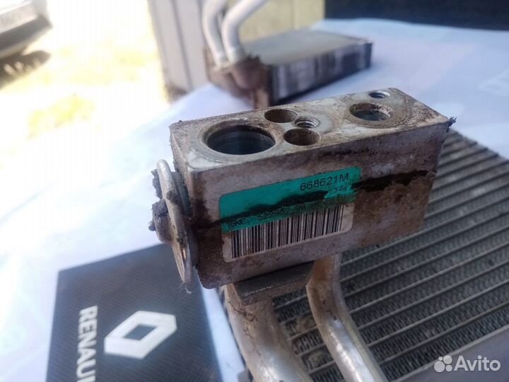 Испаритель Логан Сандеро