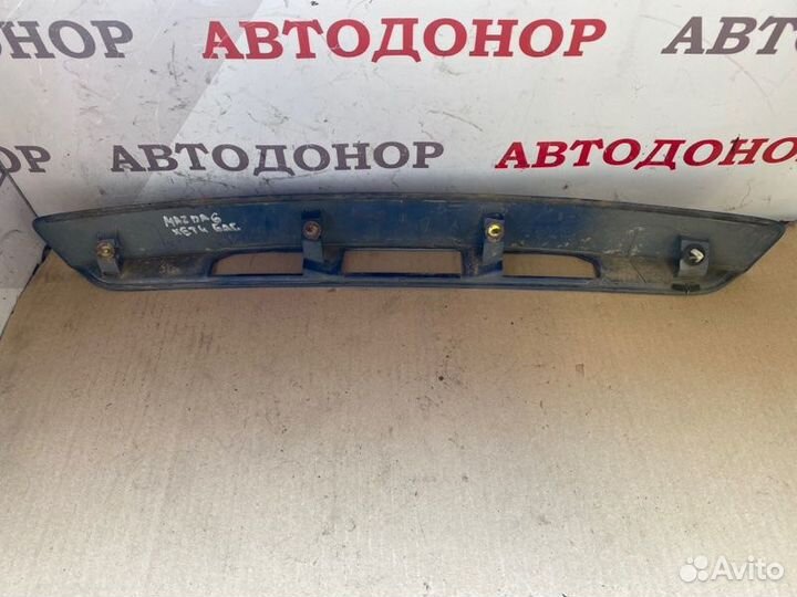 Планка крышки багажника задняя Mazda 6 GG 2003