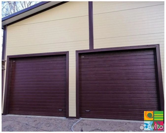 Секционные ворота для гаража alutech