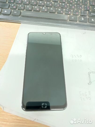 Samsung Galaxy A50, 4/64 ГБ