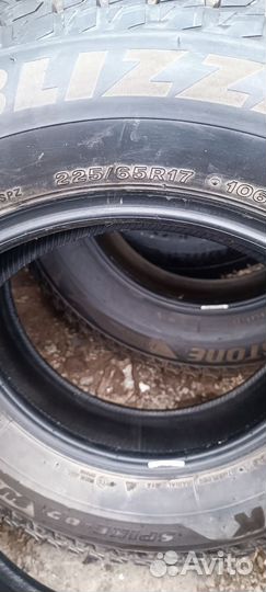 Bridgestone Blizzak Spike-02 SUV 225/65 R17 106T