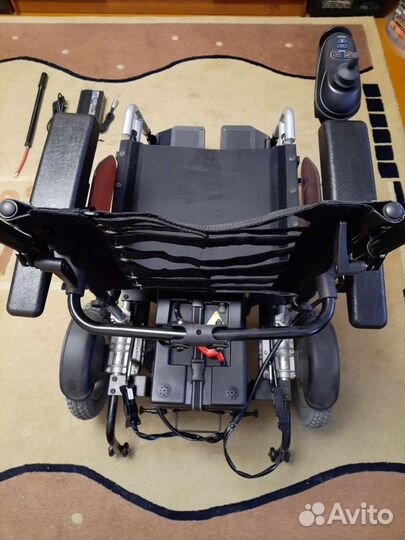Кресло-коляска с электроприводом