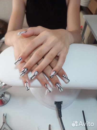 Маникюр на дому