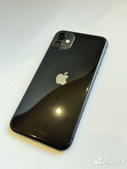 iPhone 11, 64 ГБ