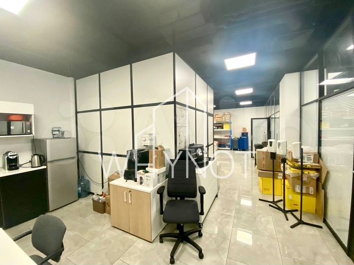 Офис с ремонтом - 184 м²