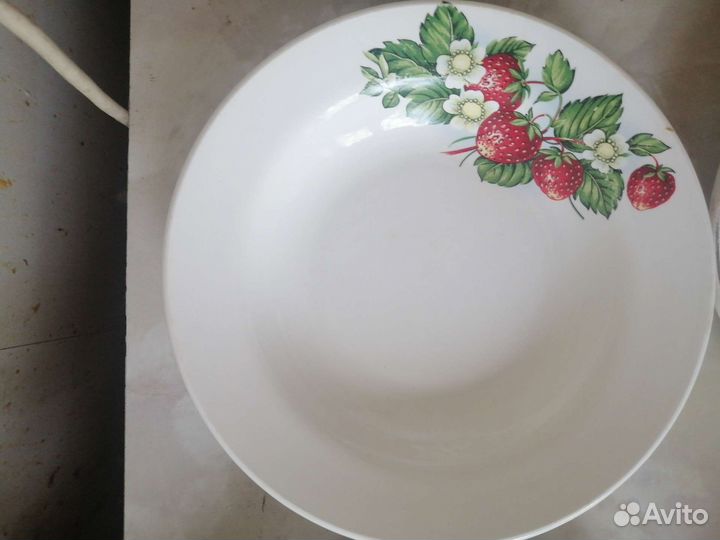 Набор тарелок новый
