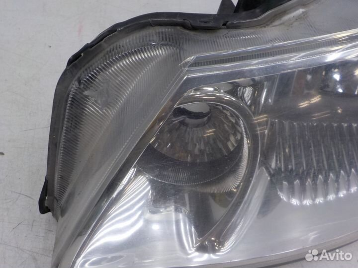 Фара левая Suzuki SX-4 2006