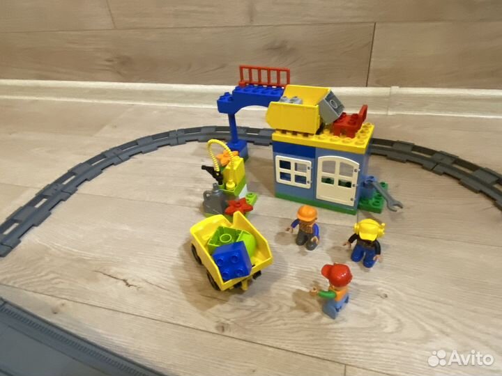 Конструктор lego duplo железная дорога