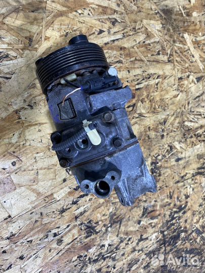 Компрессор кондиционера Сузуки Гранд Витара 2