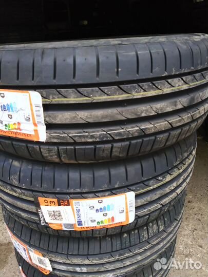 Tracmax X-Privilo TX3 225/55 R17 101W