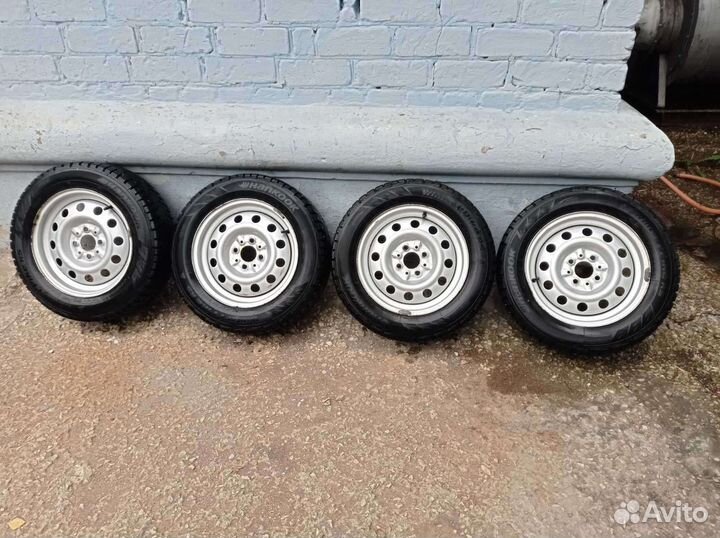 Hankook Winter I'Pike RS W419 175/55 R14