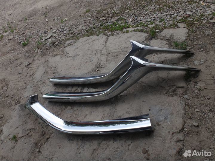 Сх5 Молдинг решетки радиатора Правый 17-нв