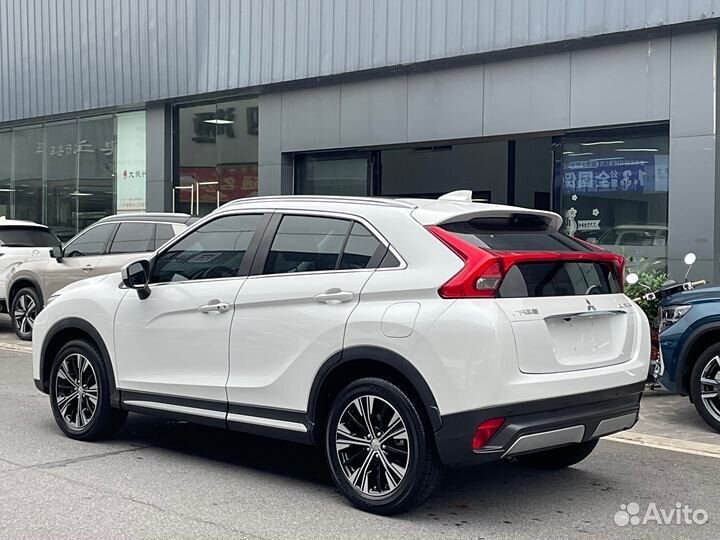 Mitsubishi Eclipse Cross 1.5 CVT, 2021, 21 800 км