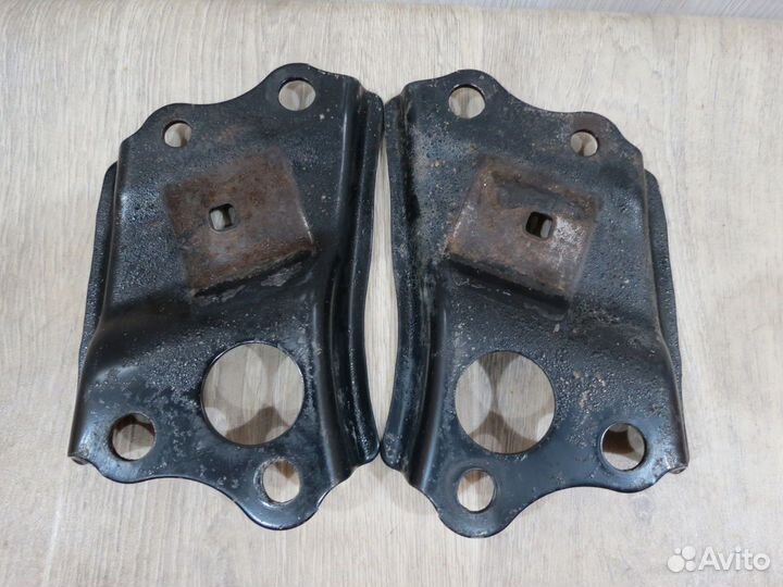 Крепление стабилизатора Toyota Corolla 150