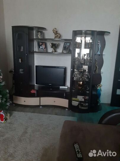 Стенка в гостиную