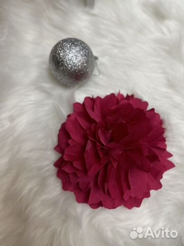 Цветок брошь