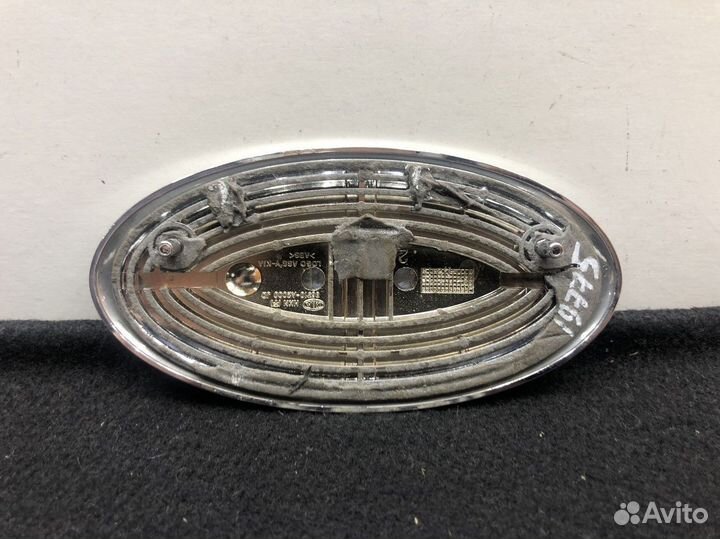 Эмблема В передний бампер Kia Ceed 2012-2018