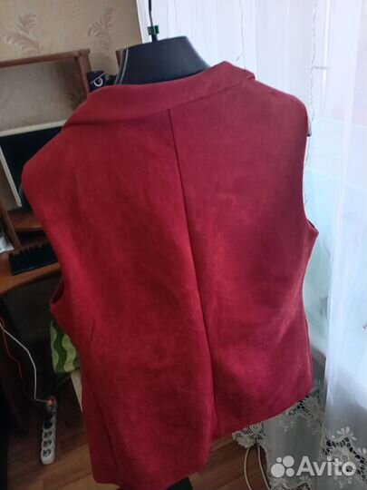 Жилетка женская