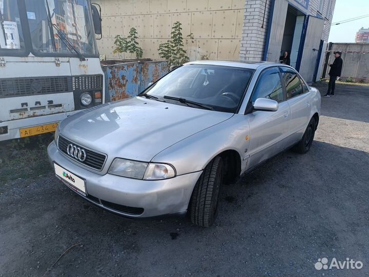 Audi A4 1.8 AT, 1997, 352 000 км