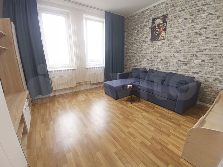 2-к. квартира, 58 м², 15/17 эт.