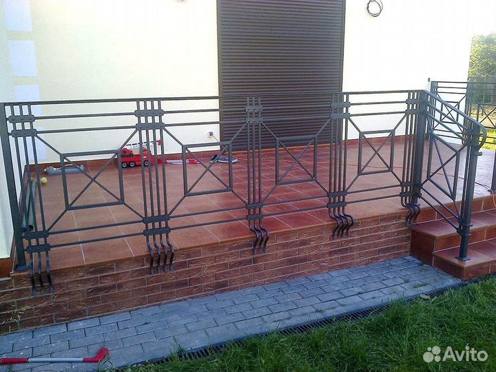 Кованые перила для лестницы