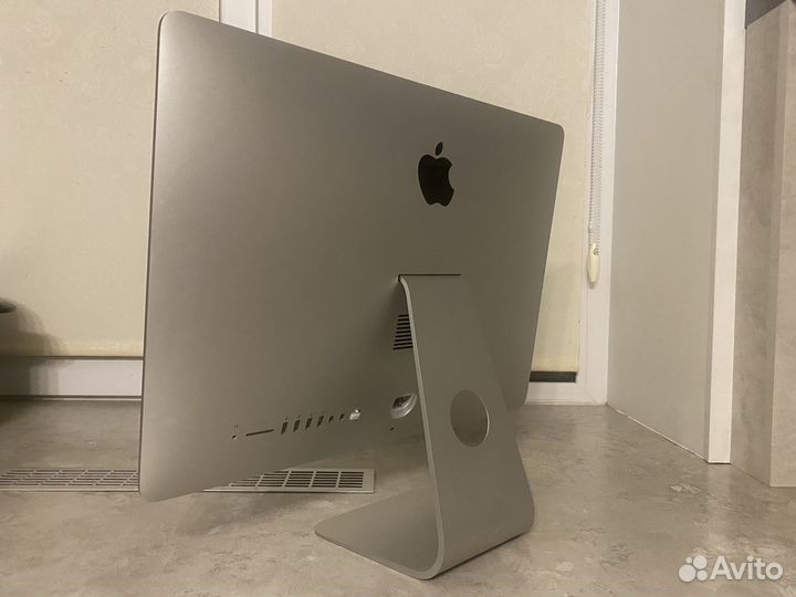 Apple iMac 21.5