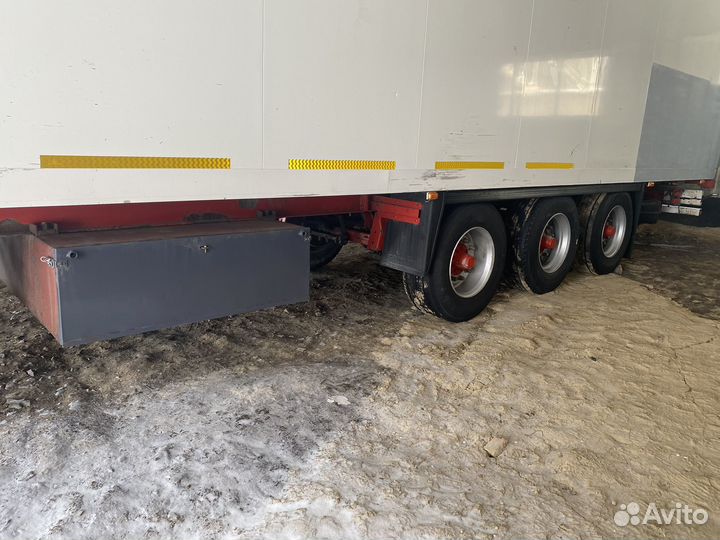 Полуприцеп рефрижератор Schmitz Cargobull SKO 24, 2000