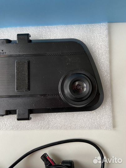 Видеорегистратор зеркало с камерой заднего вида
