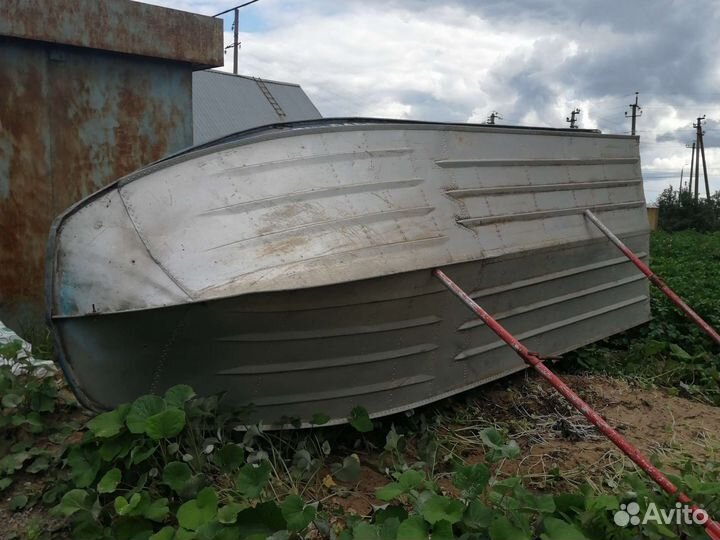 Лодка моторная Казанка 5м3