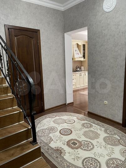 4-к. квартира, 117 м², 3/4 эт.