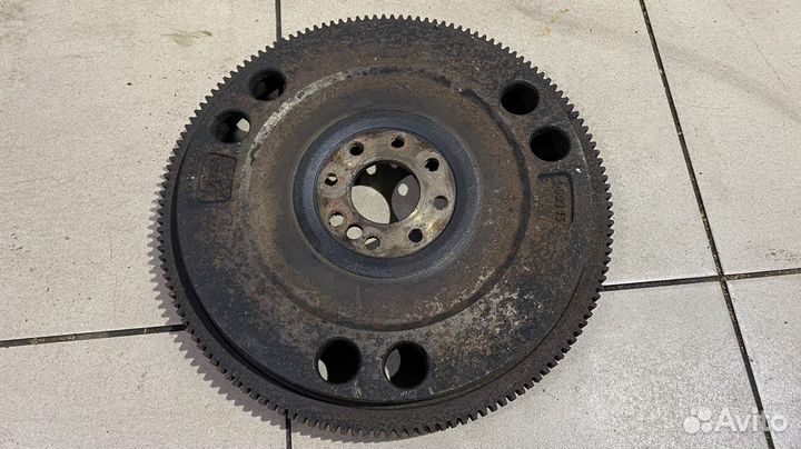 Маховик Mercedes Benz W124 OM 603.960
