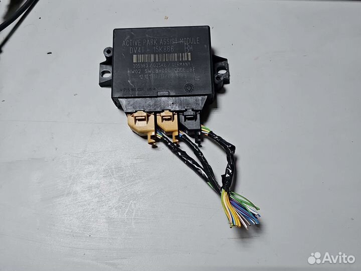 Блок управления парктрониками ford kuga 2