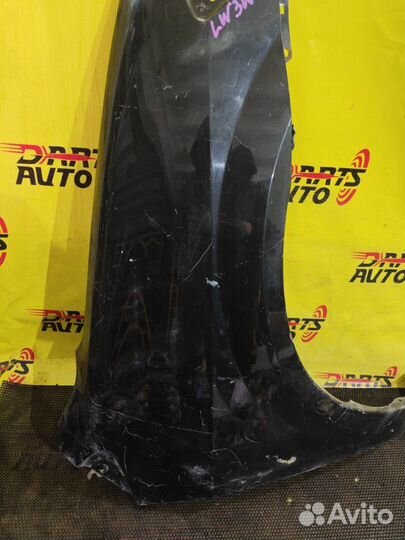 Крыло переднее правое Mazda Mpv LW3W