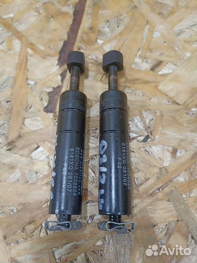 Амортизатор складной крыши BMW 3 E90/E91/E92/E93