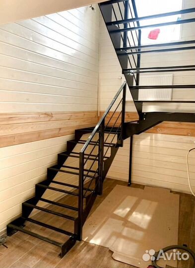 Лестница винтовая в дом